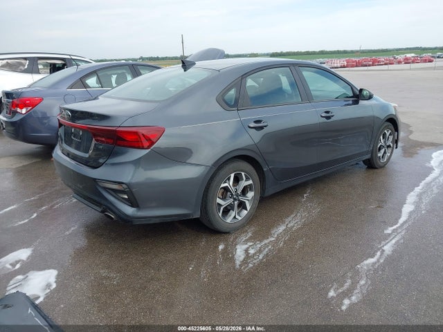 KIA Forte Lxs 2019 3KPF24AD0KE059072 Image 4
