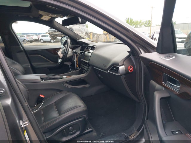 45225608 :رقم المزاد ، SADCK2EV2JA244272 vin ، 2018 Jaguar F-pace 35t Prestige مزاد بيع