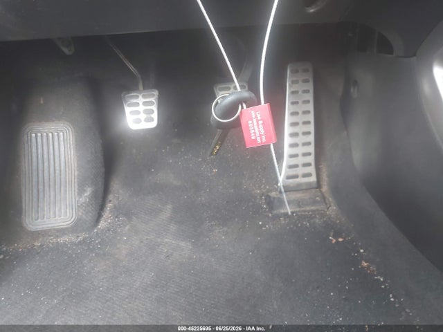Продажа на аукционе авто 2012 Hyundai Veloster Base W/red/black, vin: KMHTC6AD9CU024962, номер лота: 45225695