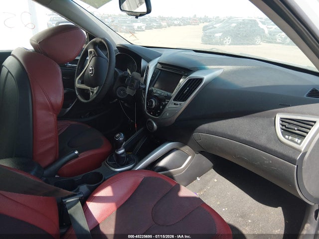 Продажа на аукционе авто 2012 Hyundai Veloster Base W/red/black, vin: KMHTC6AD9CU024962, номер лота: 45225695