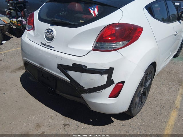 Продажа на аукционе авто 2012 Hyundai Veloster Base W/red/black, vin: KMHTC6AD9CU024962, номер лота: 45225695