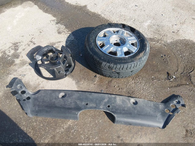 45225741 :رقم المزاد ، 1G6KD57Y15U249769 vin ، 2005 Cadillac Deville Standard مزاد بيع
