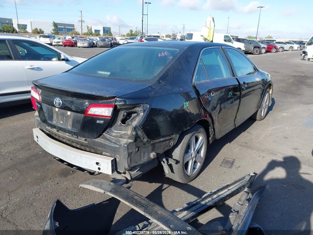 4T1BF1FK8EU371327 Toyota CAMRY SE