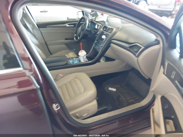 45225851 :رقم المزاد ، 3FA6P0HD9HR229078 vin ، 2017 Ford Fusion Se مزاد بيع