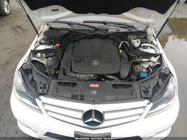 Продаж на аукціоні авто 2013 Mercedes-benz C 300 Sport 4matic, vin: WDDGF8AB9DR272887, номер лоту: 45225855