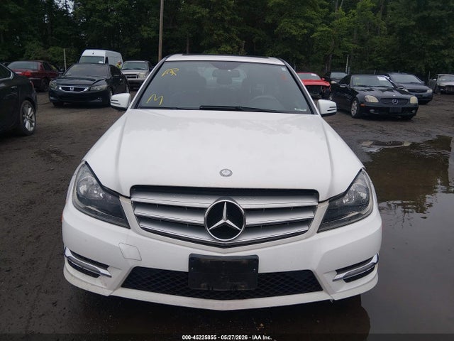 Продаж на аукціоні авто 2013 Mercedes-benz C 300 Sport 4matic, vin: WDDGF8AB9DR272887, номер лоту: 45225855