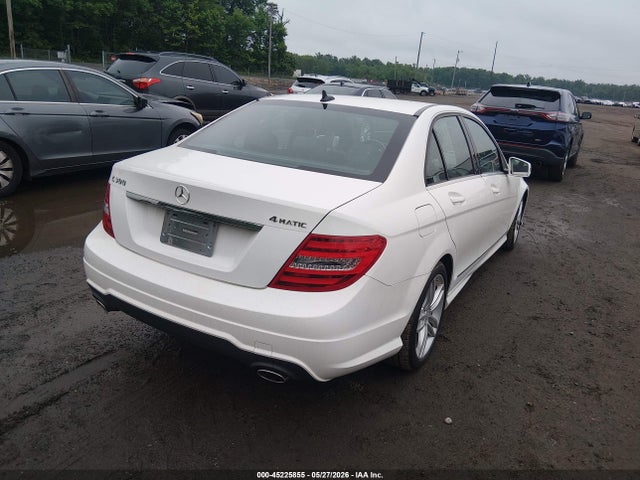 Продаж на аукціоні авто 2013 Mercedes-benz C 300 Sport 4matic, vin: WDDGF8AB9DR272887, номер лоту: 45225855