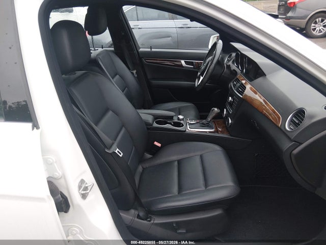 Продаж на аукціоні авто 2013 Mercedes-benz C 300 Sport 4matic, vin: WDDGF8AB9DR272887, номер лоту: 45225855