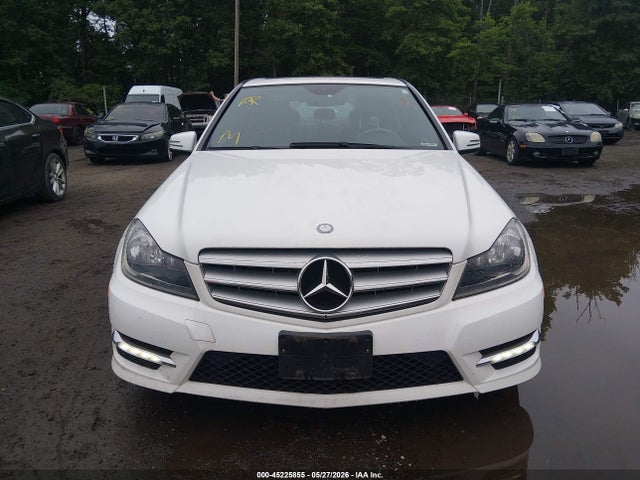 Продаж на аукціоні авто 2013 Mercedes-benz C 300 Sport 4matic, vin: WDDGF8AB9DR272887, номер лоту: 45225855