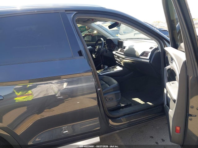 45225891 :رقم المزاد ، WA1ANAFY8J2042747 vin ، 2018 Audi Q5 2.0t Premium/2.0t Tech Premium مزاد بيع