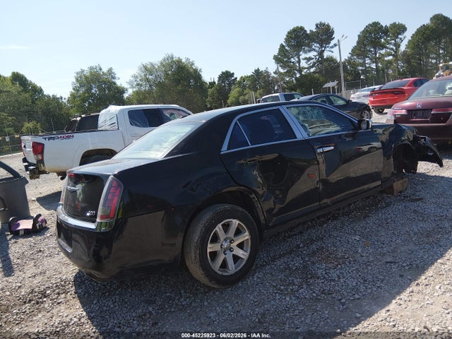 45225923 :رقم المزاد ، 2C3CCAAG3DH556606 vin ، 2013 Chrysler 300 Motown مزاد بيع