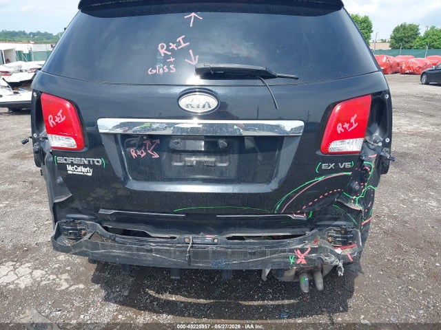 Auction sale of the 2011 Kia Sorento Ex V6, vin: 5XYKUDA22BG161399, lot number: 45225957