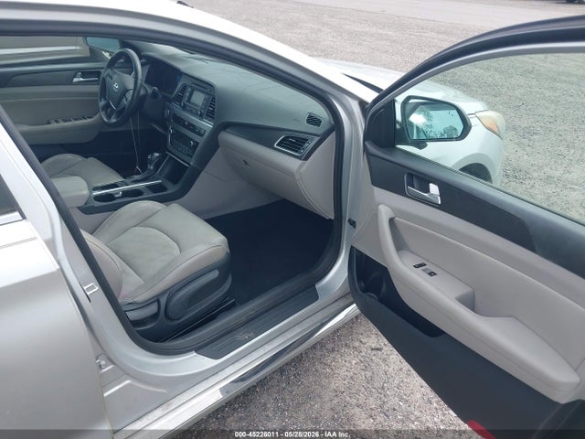 Продаж на аукціоні авто 2015 Hyundai Sonata Sport, vin: 5NPE34AF2FH248964, номер лоту: 45226011