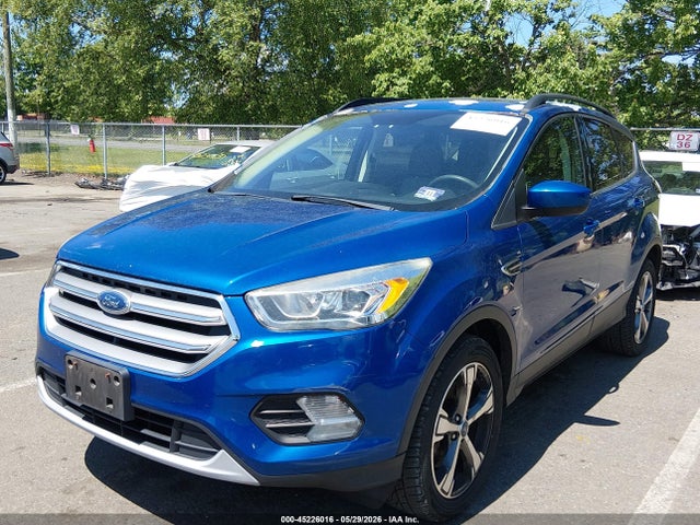 45226016 :رقم المزاد ، 1FMCU9GD5HUD23720 vin ، 2017 Ford Escape Se مزاد بيع