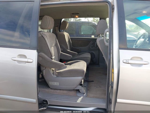 2008 Toyota Sienna Le მანქანა იყიდება აუქციონზე, vin: 5TDZK23C98S202475, აუქციონის ნომერი: 45226020