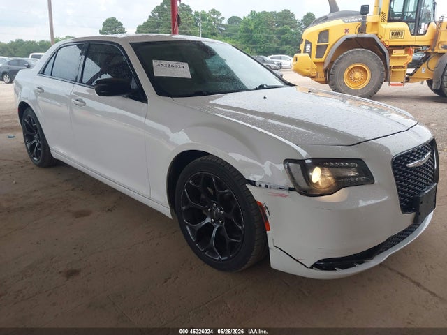 Продажа на аукционе авто 2019 Chrysler 300 Touring, vin: 2C3CCAAG8KH610365, номер лота: 45226024