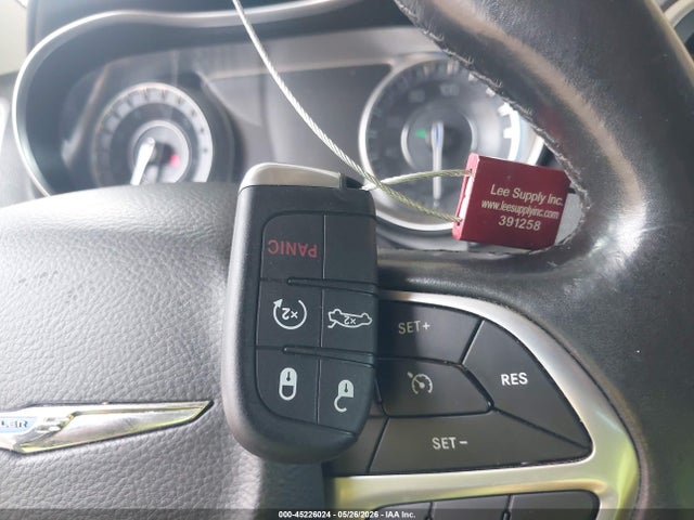 Продажа на аукционе авто 2019 Chrysler 300 Touring, vin: 2C3CCAAG8KH610365, номер лота: 45226024