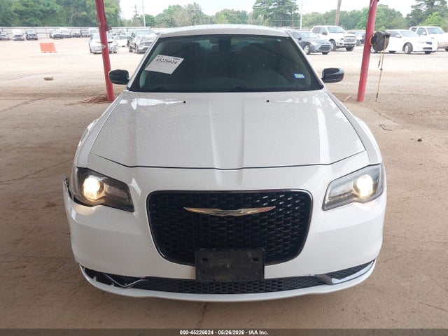 Продажа на аукционе авто 2019 Chrysler 300 Touring, vin: 2C3CCAAG8KH610365, номер лота: 45226024