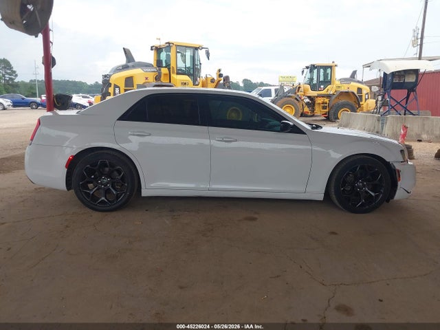 Продажа на аукционе авто 2019 Chrysler 300 Touring, vin: 2C3CCAAG8KH610365, номер лота: 45226024