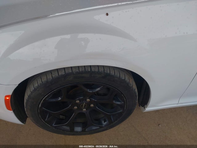 Продажа на аукционе авто 2019 Chrysler 300 Touring, vin: 2C3CCAAG8KH610365, номер лота: 45226024