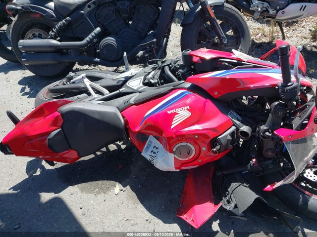 Honda CBR650 R 2024 MLHRH1552R5001674 Image 8