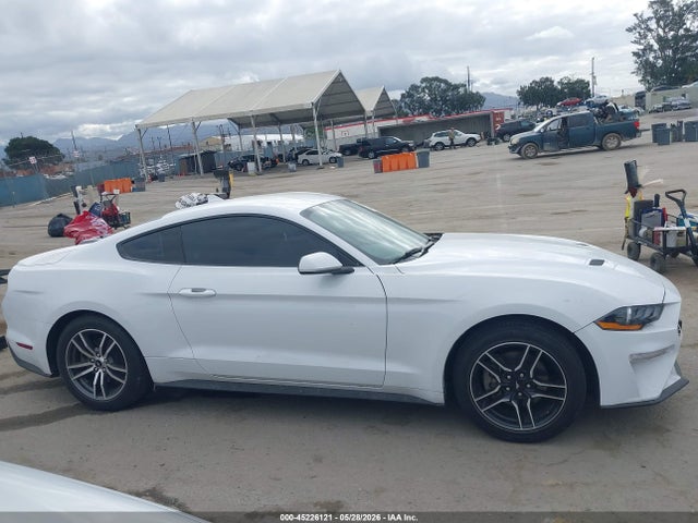 Ford Mustang Ecoboost Premium Fastback 2023 1FA6P8TH8P5109539 Image 13
