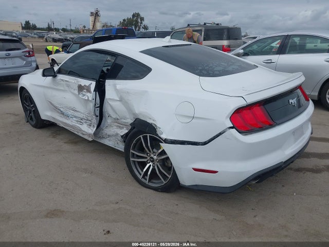 Ford Mustang Ecoboost Premium Fastback 2023 1FA6P8TH8P5109539 Image 3