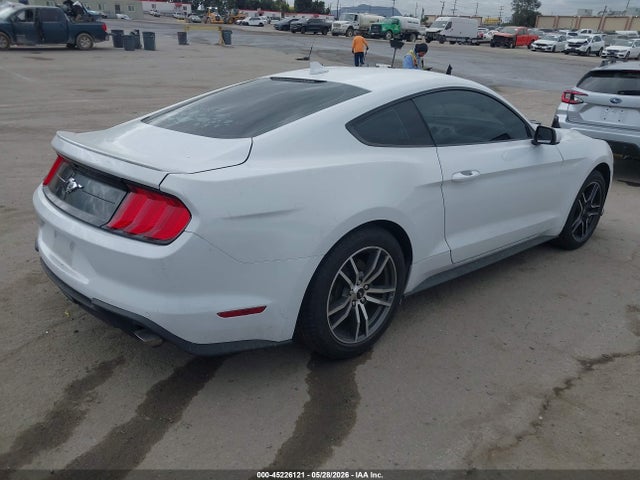Ford Mustang Ecoboost Premium Fastback 2023 1FA6P8TH8P5109539 Image 4