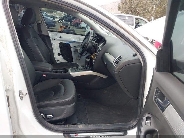 Aukcja sprzedaży 2016 Audi A4 2.0t Premium, vin: WAUAFAFLXGN004724, numer aukcji: 45226217