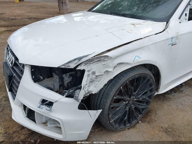 Aukcja sprzedaży 2016 Audi A4 2.0t Premium, vin: WAUAFAFLXGN004724, numer aukcji: 45226217
