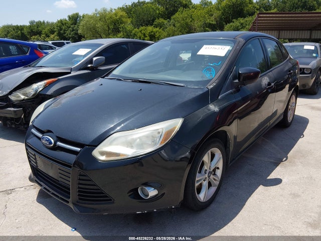 45226232 :رقم المزاد ، 1FAHP3F28CL381923 vin ، 2012 Ford Focus Se مزاد بيع
