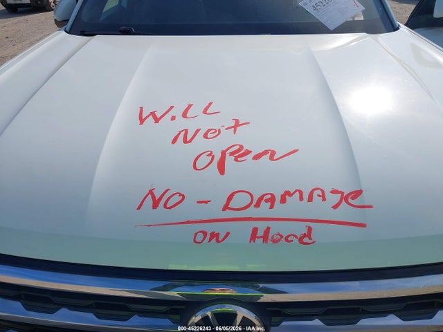 Продаж на аукціоні авто 2020 Volkswagen Atlas Cross Sport 3.6l V6 Se W/technology/3.6l V6 Se W/technology R-line, vin: 1V26E2CA8LC226770, номер лоту: 45226243