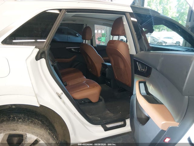 WA1CVAF13KD018485 Audi Q8 55 Premium