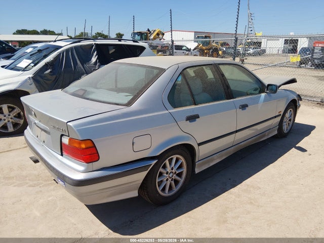 45226253 :رقم المزاد ، WBACD4320VAV50478 vin ، 1997 Bmw 328i مزاد بيع