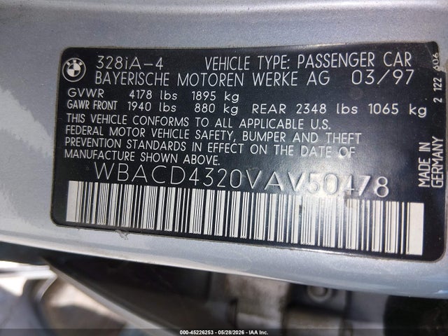 45226253 :رقم المزاد ، WBACD4320VAV50478 vin ، 1997 Bmw 328i مزاد بيع