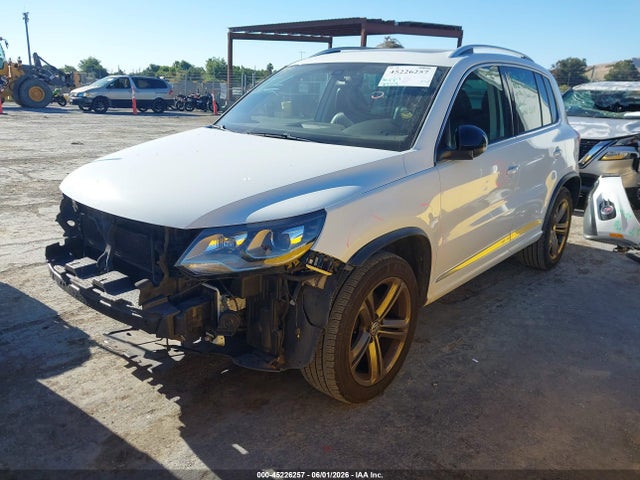 45226257 :رقم المزاد ، WVGUV7AX8HW509927 vin ، 2017 Volkswagen Tiguan 2.0t Sport مزاد بيع