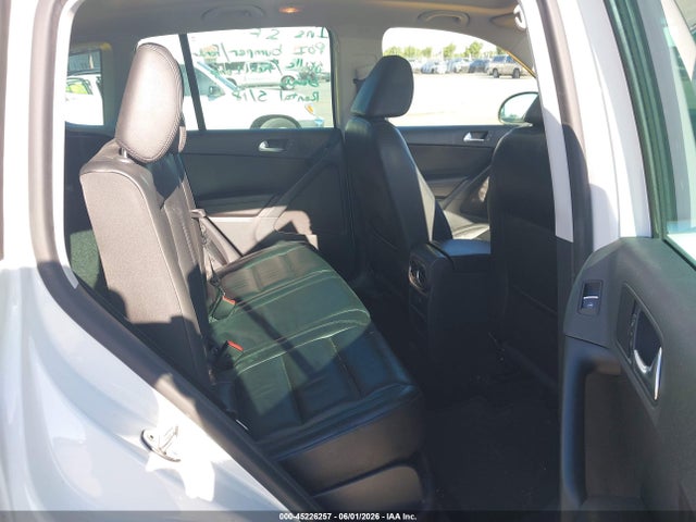 45226257 :رقم المزاد ، WVGUV7AX8HW509927 vin ، 2017 Volkswagen Tiguan 2.0t Sport مزاد بيع