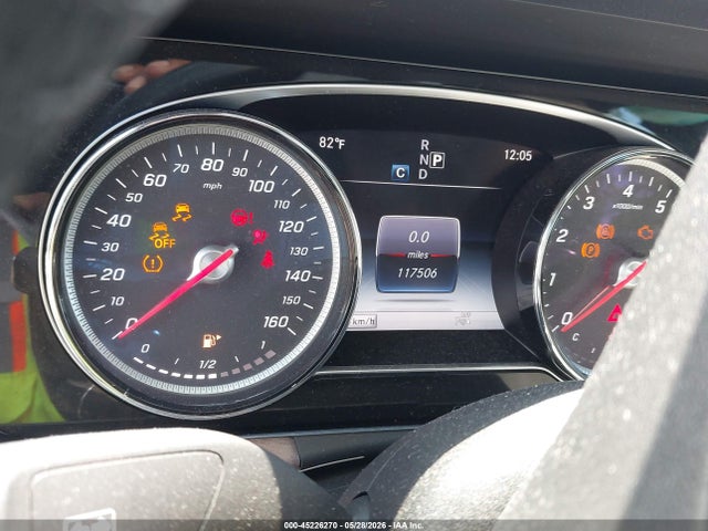 45226270 :رقم المزاد ، WDDZF4KB7HA031821 vin ، 2017 Mercedes-benz E 300 4matic مزاد بيع