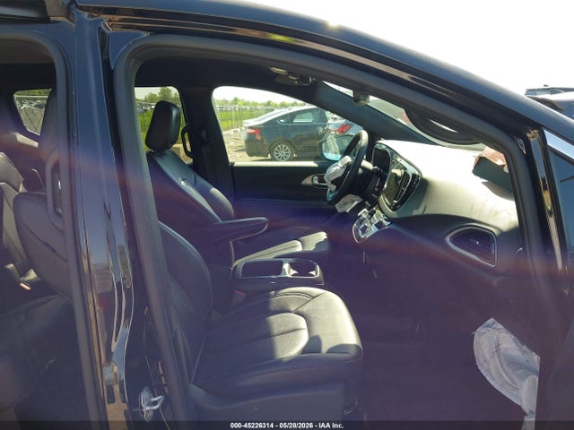 Продаж на аукціоні авто 2026 Chrysler Pacifica Select, vin: 2C4RC1BG5TR160710, номер лоту: 45226314