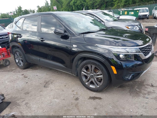 Продаж на аукціоні авто 2023 Kia Seltos Lx, vin: KNDEPCAA2P7457310, номер лоту: 45226315