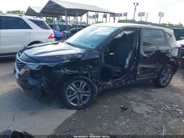 Продаж на аукціоні авто 2023 Kia Seltos Lx, vin: KNDEPCAA2P7457310, номер лоту: 45226315