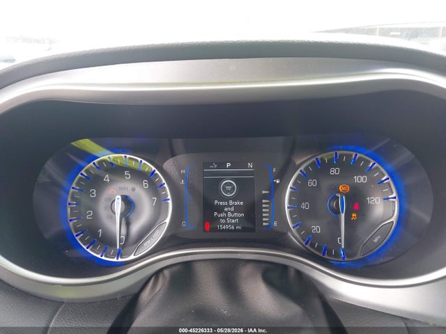 45226333 :رقم المزاد ، 2C4RC1BGXLR122986 vin ، 2020 Chrysler Pacifica Touring L مزاد بيع
