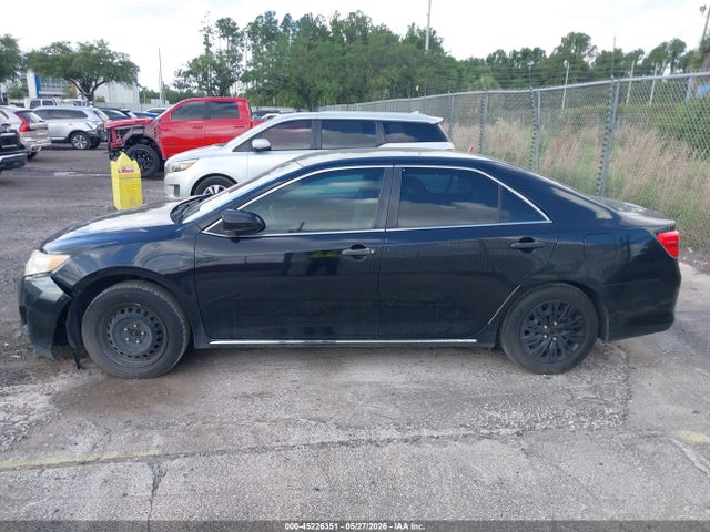 2014 Toyota Camry Le მანქანა იყიდება აუქციონზე, vin: 4T4BF1FKXER414734, აუქციონის ნომერი: 45226351