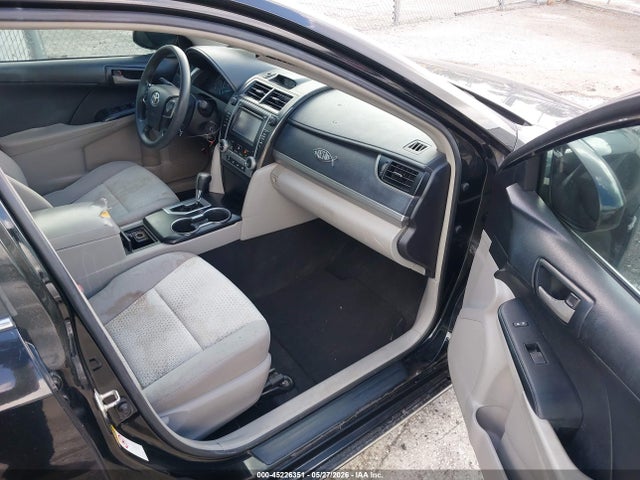 2014 Toyota Camry Le მანქანა იყიდება აუქციონზე, vin: 4T4BF1FKXER414734, აუქციონის ნომერი: 45226351
