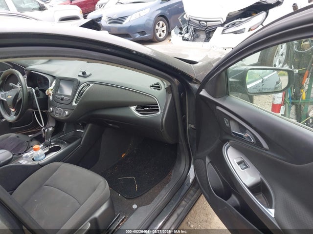 Продаж на аукціоні авто 2018 Chevrolet Malibu Lt, vin: 1G1ZD5ST1JF124382, номер лоту: 45226404