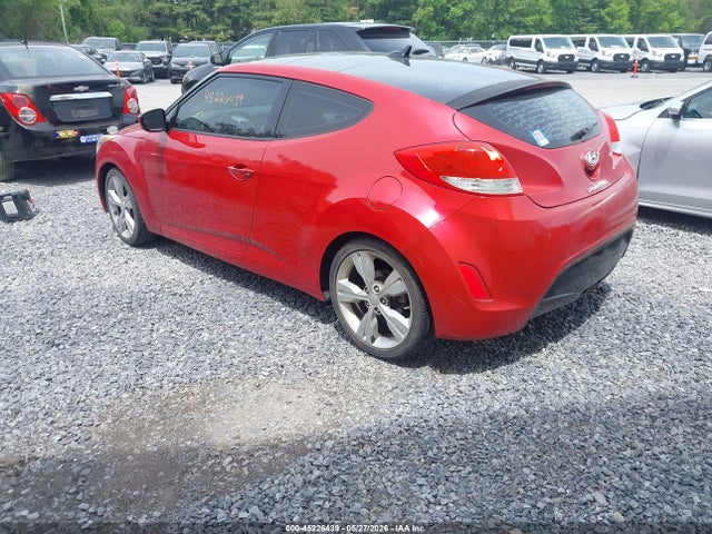 45226439 :رقم المزاد ، KMHTC6AD8HU321079 vin ، 2017 Hyundai Veloster Value Edition مزاد بيع