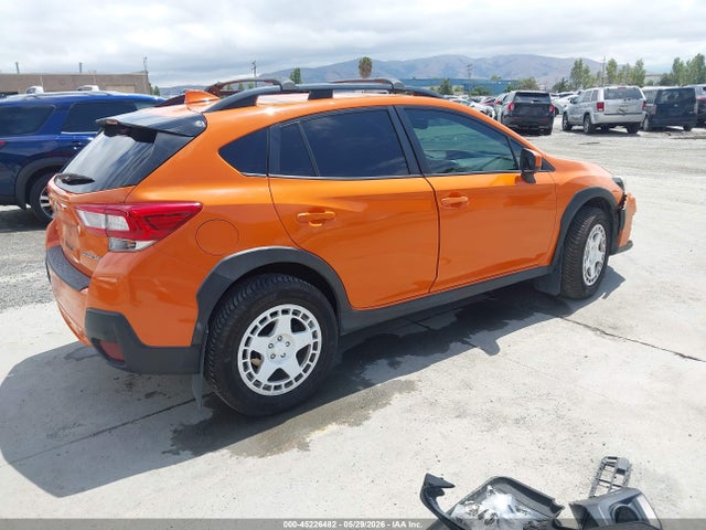 Продаж на аукціоні авто 2018 Subaru Crosstrek 2.0i Premium, vin: JF2GTADC6J8281998, номер лоту: 45226482