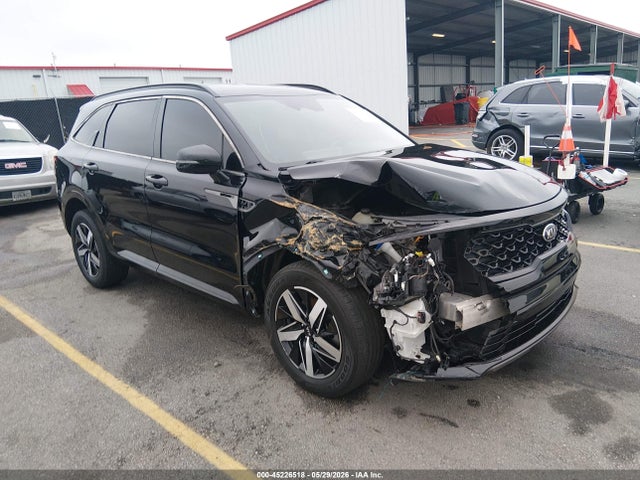 45226518 :رقم المزاد ، 5XYRL4LC5MG001057 vin ، 2021 Kia Sorento S مزاد بيع