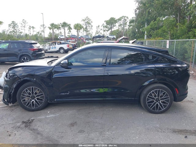Ford Mustang Mach-e Premium 2024 3FMTK3R41RMA31603 Image 14
