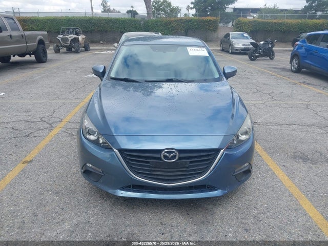 JM1BM1U78G1332332 Mazda Mazda3 I Sport